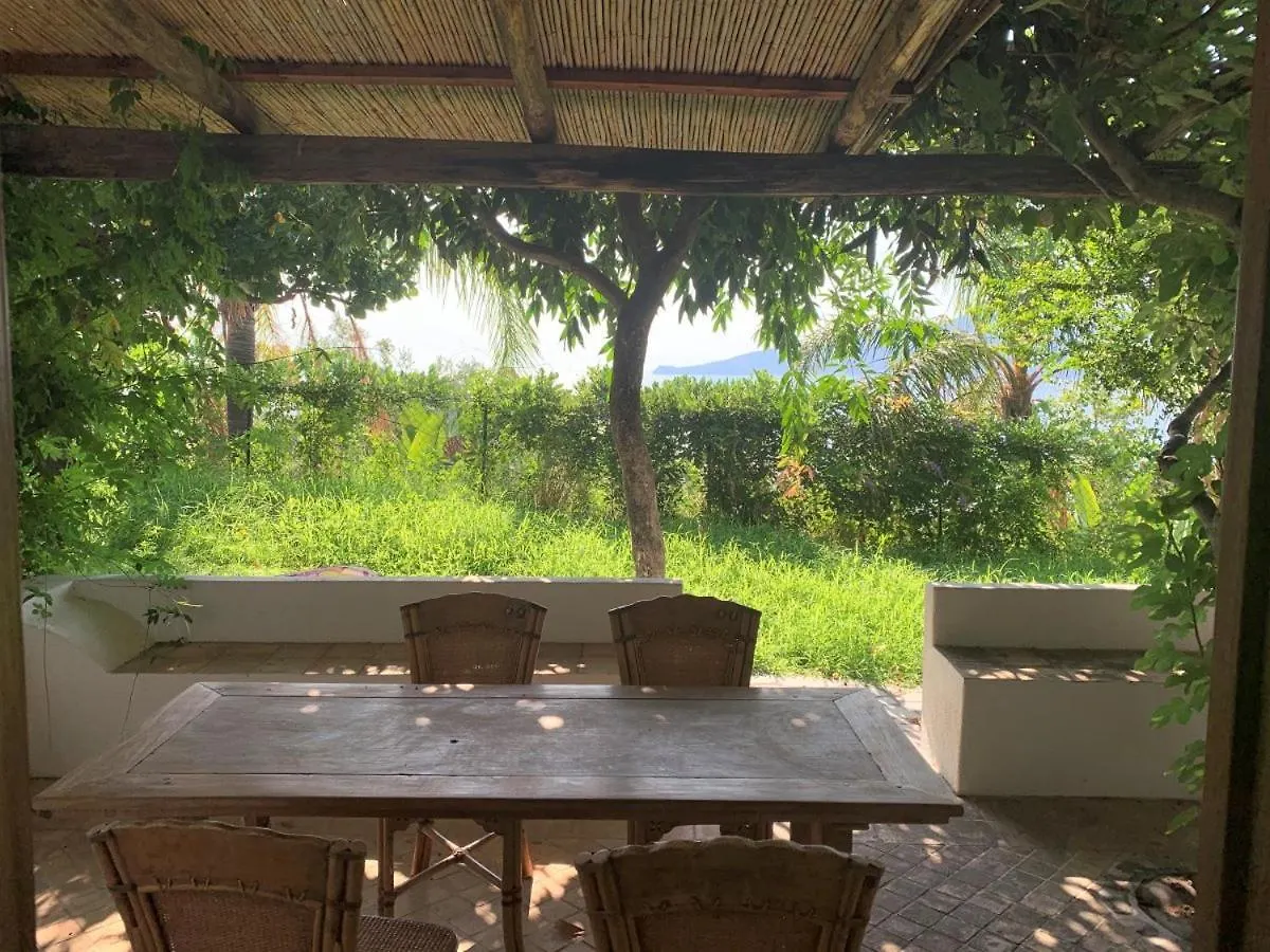 Casa La Pineta - Con Giardino E Vista Mare Villa Santa Marina Salina 0*,  Italy